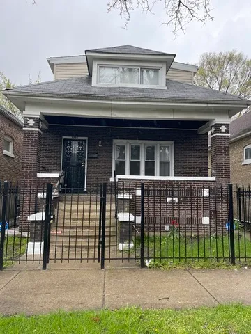 $199,999 | 7535 South Vernon Avenue, Chicago, IL 60619