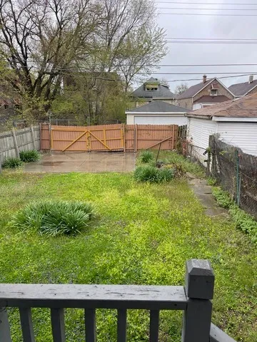 $199,999 | 7535 South Vernon Avenue, Chicago, IL 60619