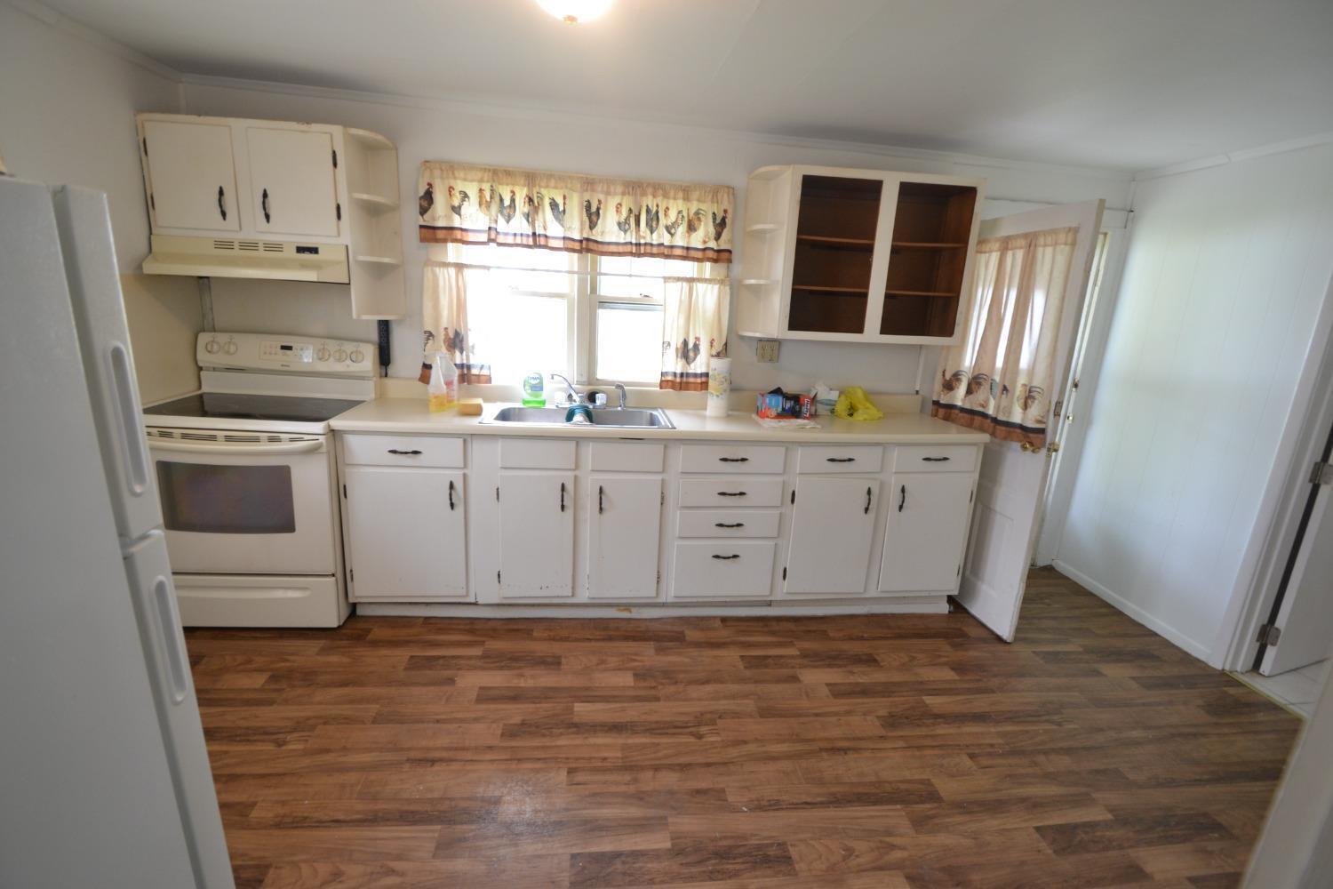 808 Oak Street Ripley, OH 45167 - Photo 3 of 15