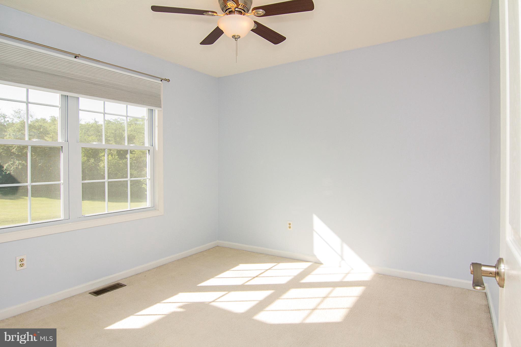 824 Lucabaugh Mill Road Westminster, MD 21157 - Photo 15 of 30 Bedroom3