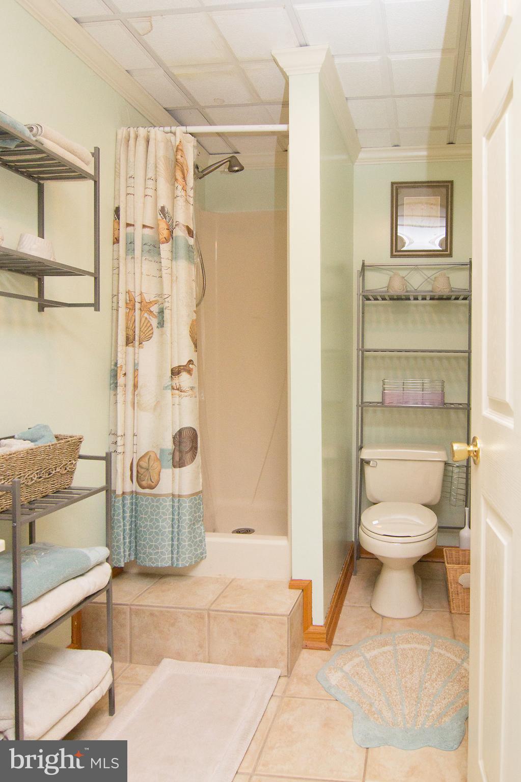 824 Lucabaugh Mill Road Westminster, MD 21157 - Photo 22 of 30 3rd full bath