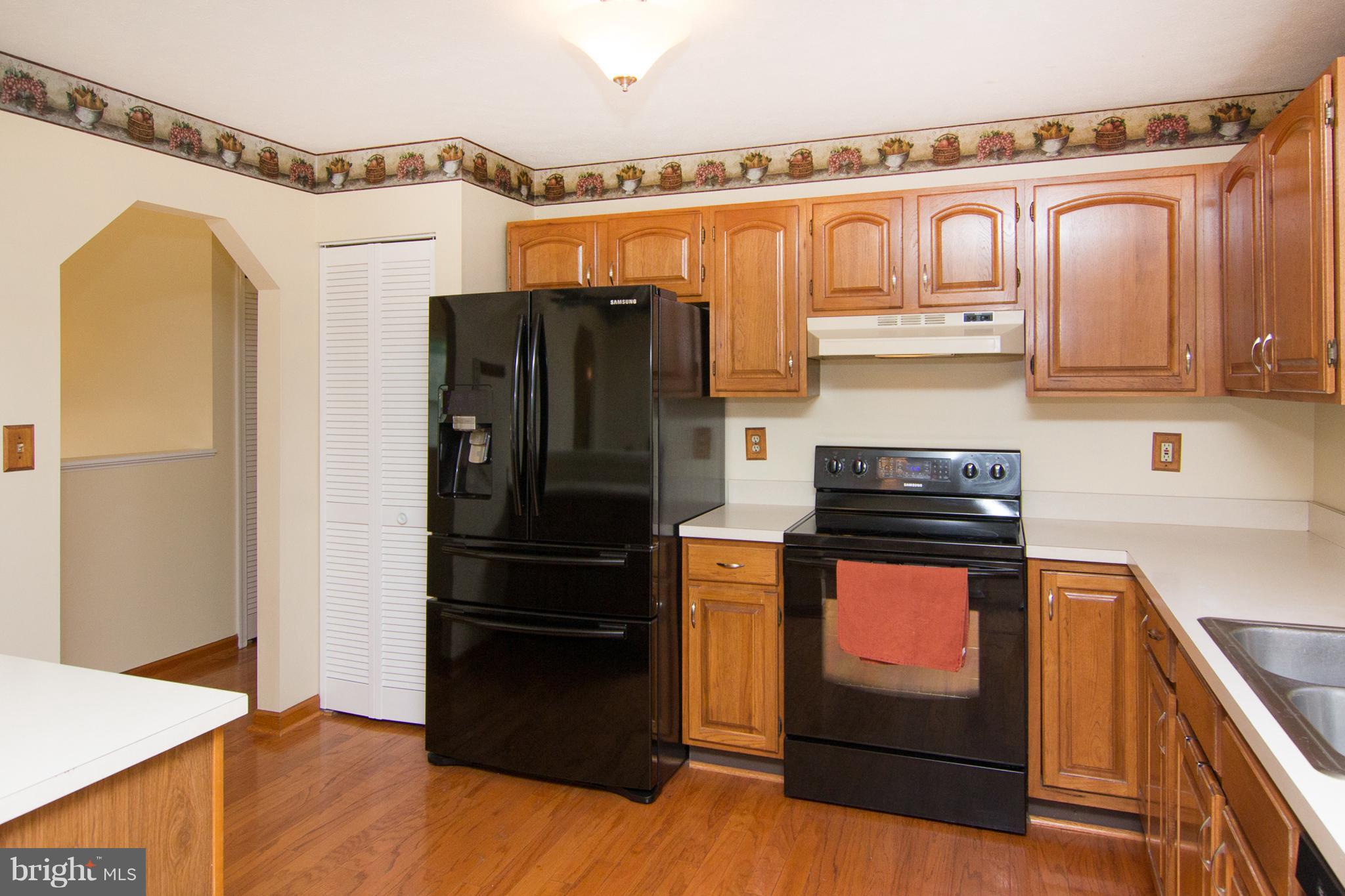 824 Lucabaugh Mill Road Westminster, MD 21157 - Photo 7 of 30 Lots of cabinets in here