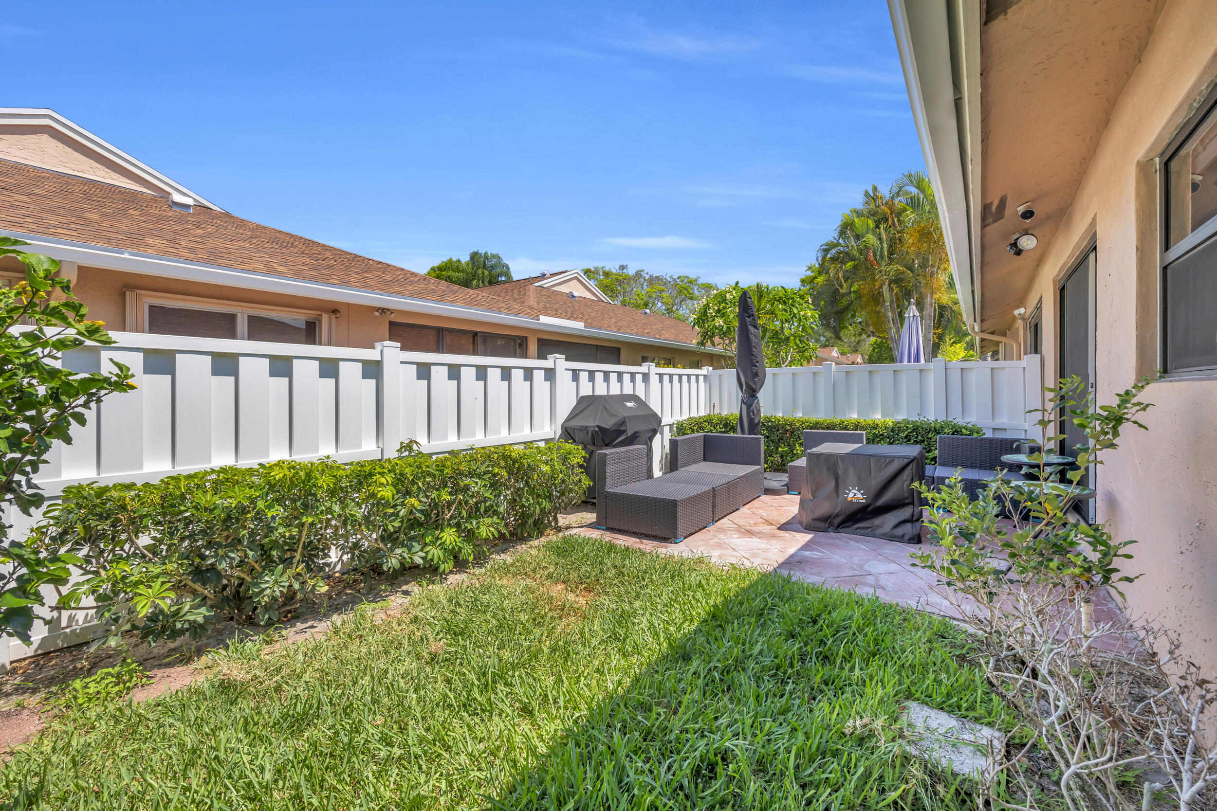 8076 Sweetbriar Way Boca Raton, FL 33496 - Photo 19 of 28 30_8p3a8142