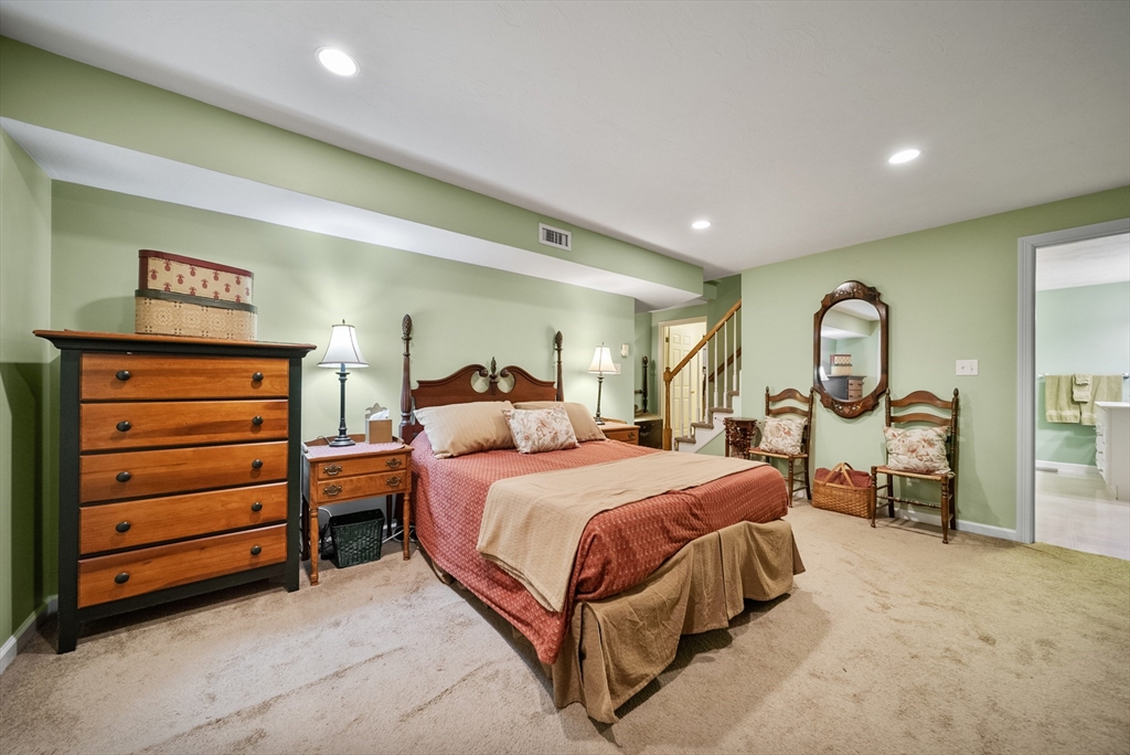 69 Farquhar Road Sturbridge, MA 01566 - Photo 24 of 42