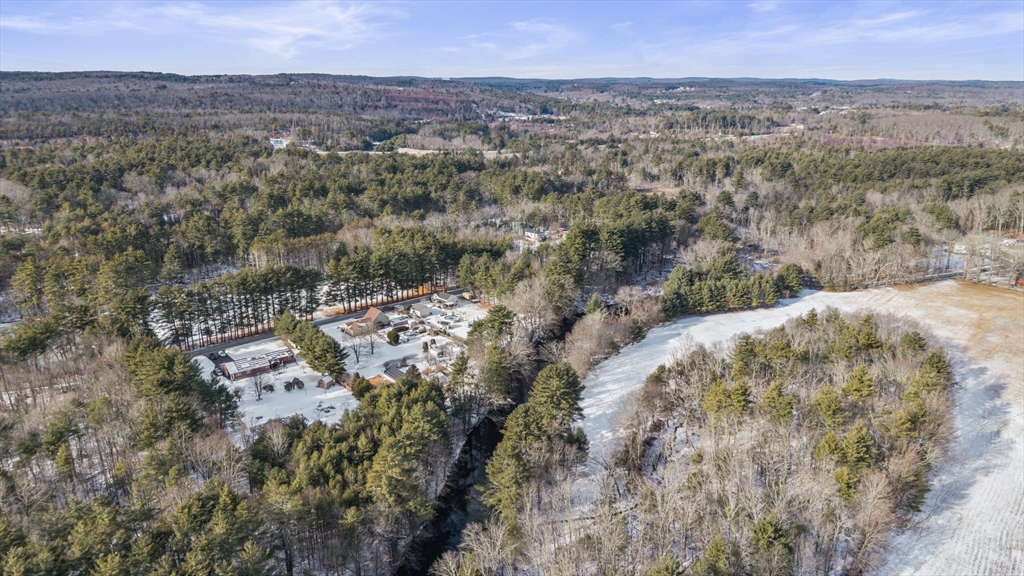 69 Farquhar Road Sturbridge, MA 01566 - Photo 40 of 42