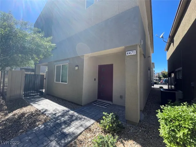 $2,250 | 4471 Sapphire Moon Avenue, North Las Vegas, NV 89084