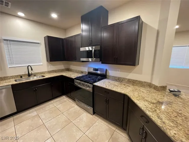 $2,250 | 4471 Sapphire Moon Avenue, North Las Vegas, NV 89084