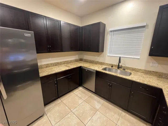 $2,250 | 4471 Sapphire Moon Avenue, North Las Vegas, NV 89084