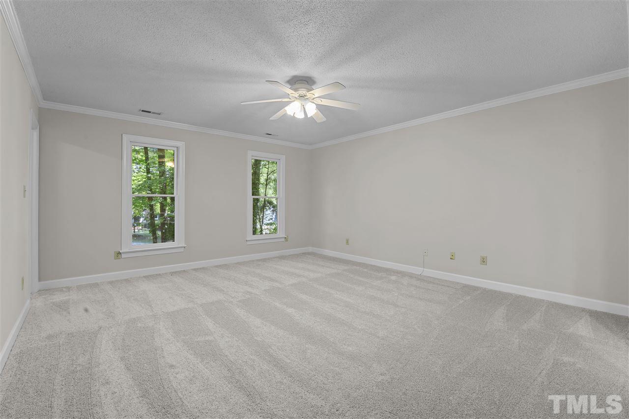 12429 Whartons Way Raleigh, NC 27613 - Photo 23 of 30