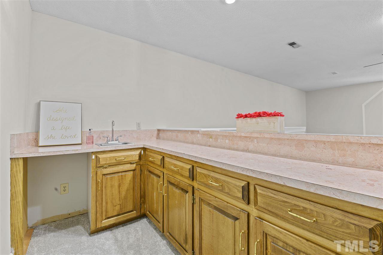 12429 Whartons Way Raleigh, NC 27613 - Photo 27 of 30