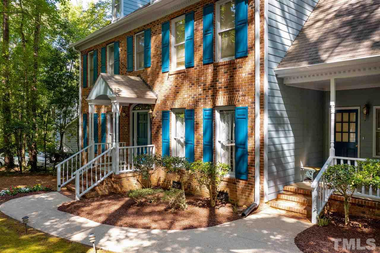 12429 Whartons Way Raleigh, NC 27613 - Photo 4 of 30