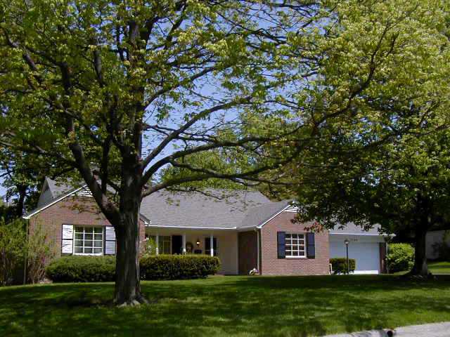 2494 Farleigh Road Columbus, OH 43221 - Photo 1 of 1