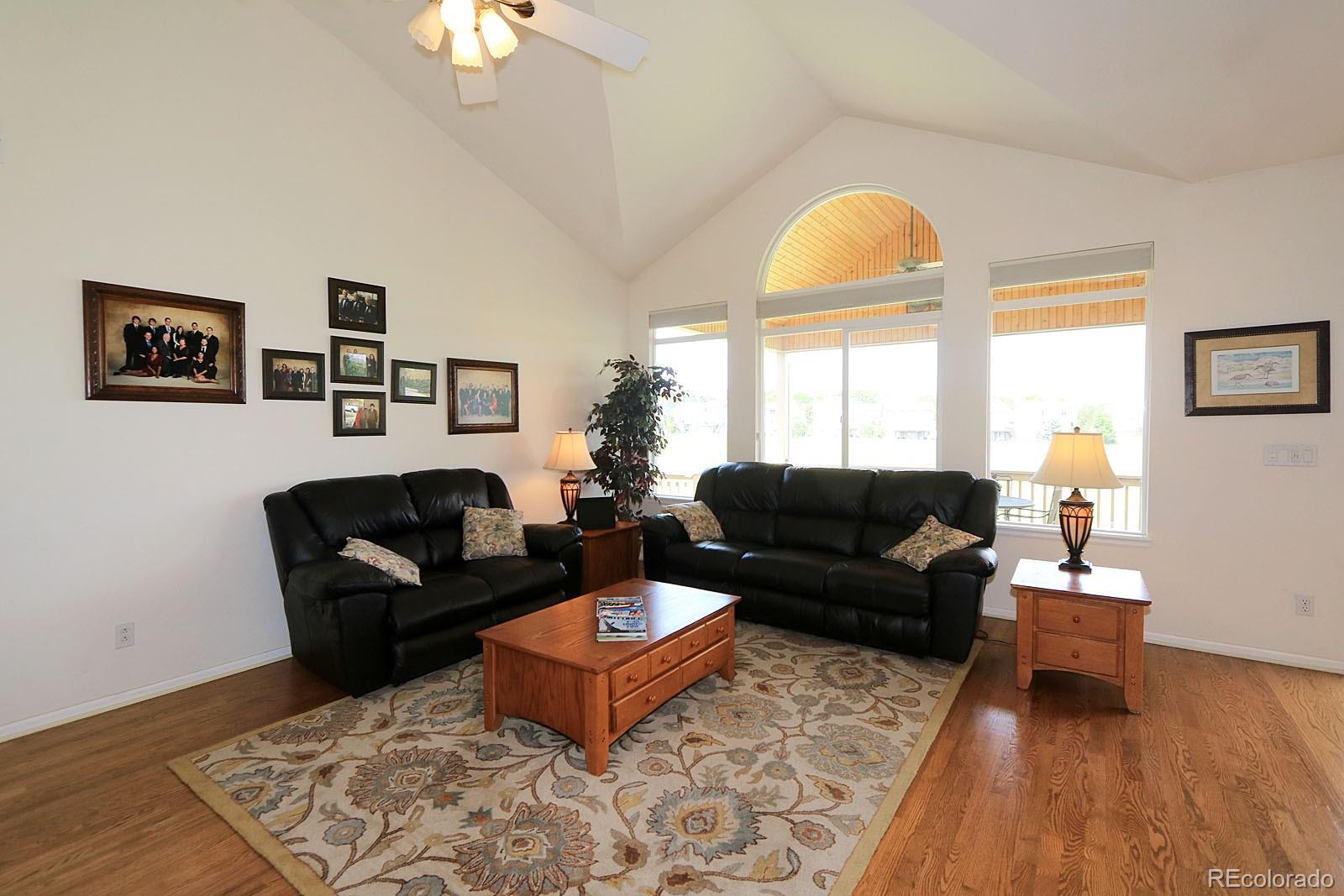 10109 South Fairgate Way Highlands Ranch, CO 80126 - Photo 6 of 40 Gallery Image 6