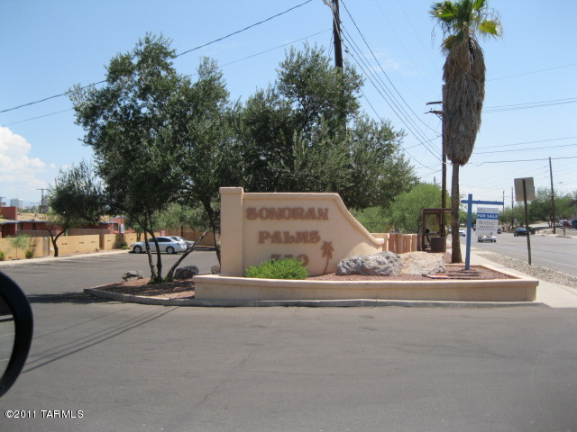 350 North Silverbell Road, Unit 27 Tucson, AZ 85745 - Photo 10 of 13