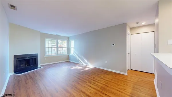 $1,700 | 30 Driftwood Court, Unit 30, Smithville, NJ 08205