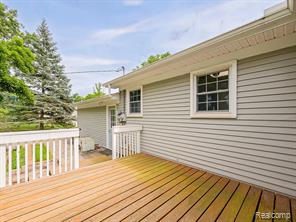 52010 11 Mile Road South Lyon, MI 48178 - Photo 30 of 50