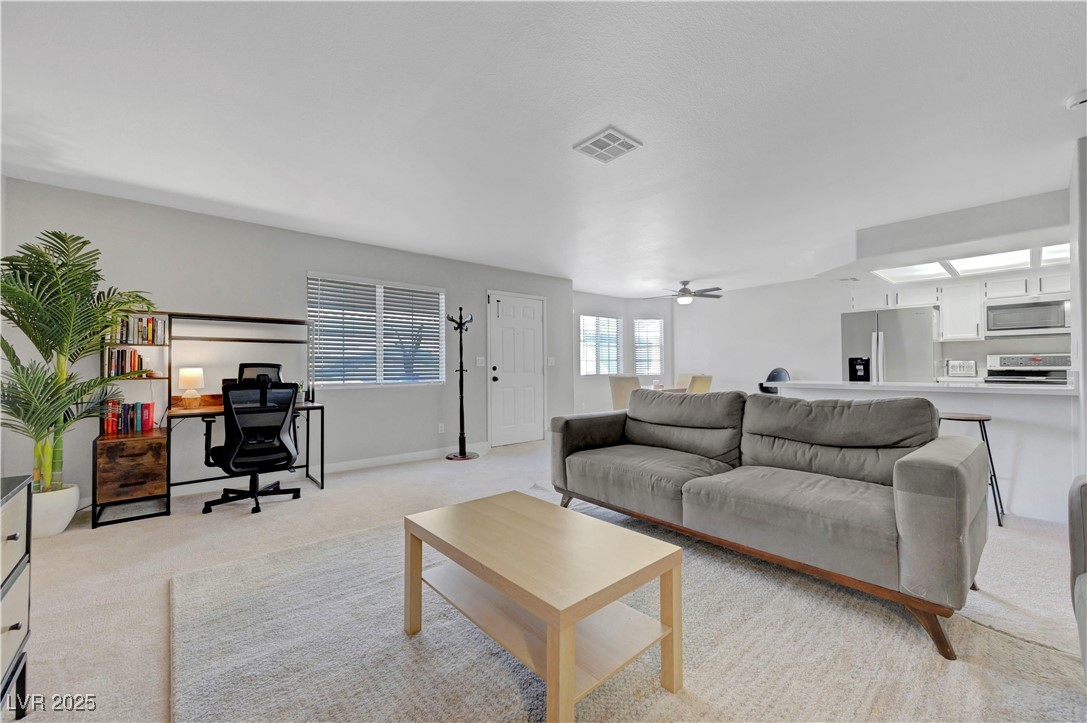 8410 Eldora Avenue, Unit 2012 Las Vegas, NV 89117 - Photo 17 of 33