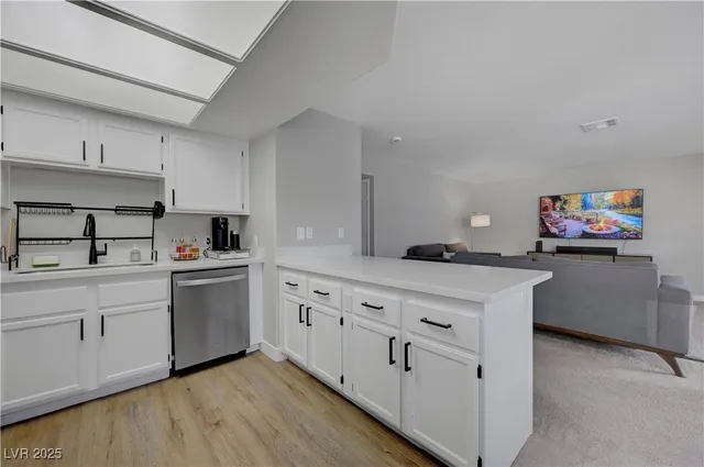 $1,500 | 8410 Eldora Avenue, Unit 2012, Las Vegas, NV 89117