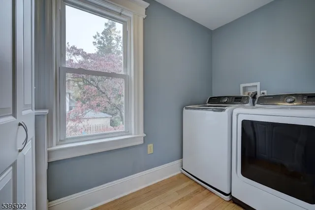 $599,900 | 43 Llewellyn Avenue, Bloomfield, NJ 07003