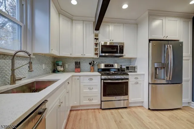 $599,900 | 43 Llewellyn Avenue, Bloomfield, NJ 07003