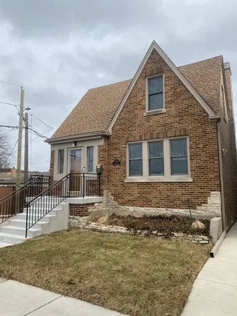 6341 North Neenah Avenue, Chicago, IL 60631