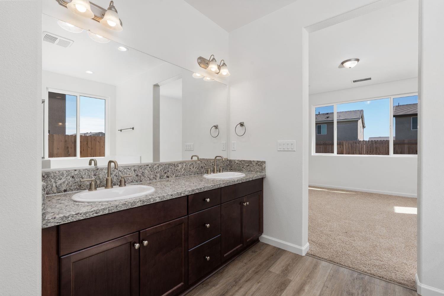 1237 Cathedral Court South Madera, CA 93636 - Photo 30 of 37