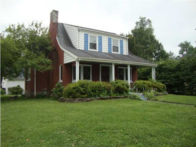932 Greenleaf Road Louisville, KY 40213 - Photo 1 of 15 Primary Photo