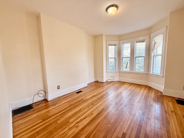 $3,400 | 81 South Street, Unit 81, Quincy, MA 02169