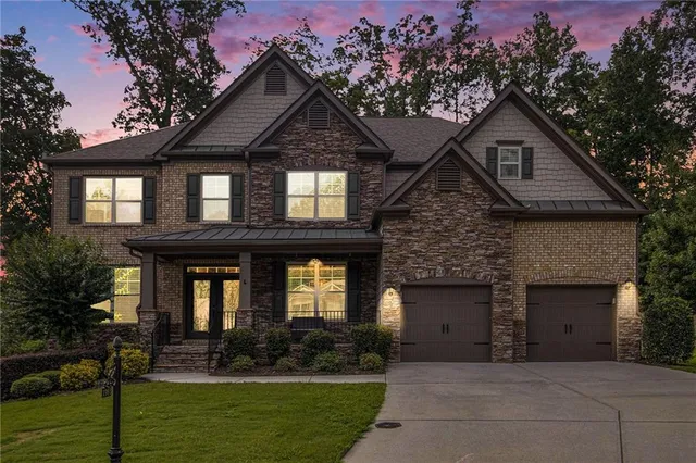 $825,000 | 1963 Heatherbrooke Lane Northwest, Acworth, GA 30101