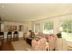 2551 South Smith Road Bloomington, IN 47401 - Photo 4 of 23