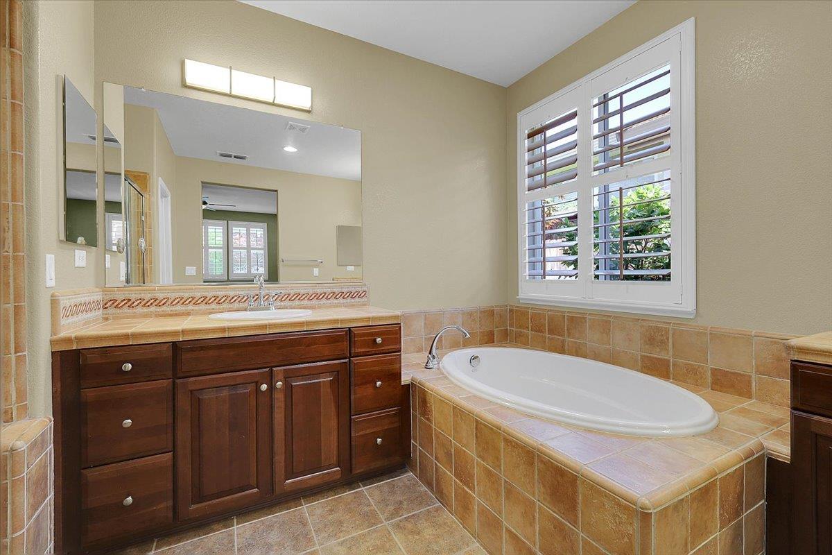 1668 Abilene Circle Rocklin, CA 95765 - Photo 25 of 58