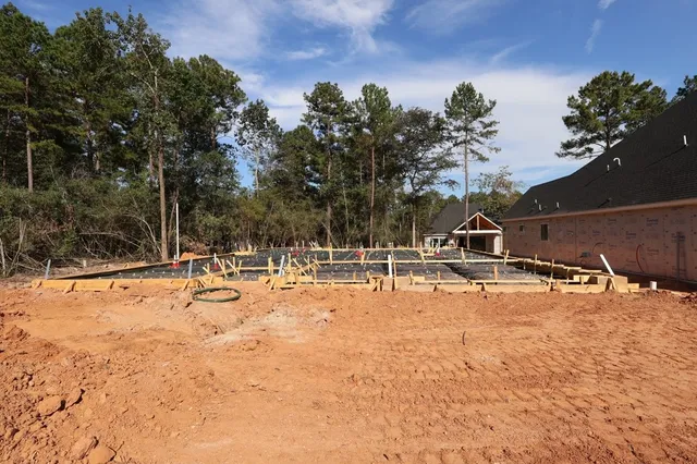 $680,000 | 252 Nancy Lou Lane, Willis, TX 77318