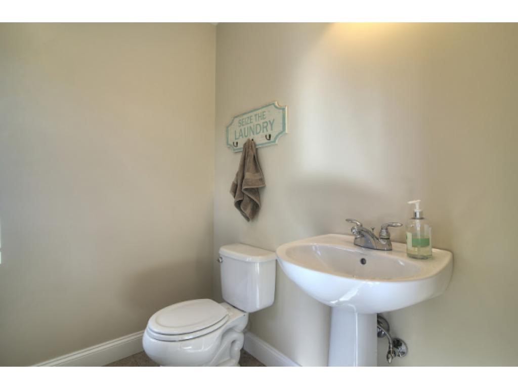 220 Villager Road, Unit 220 Chester, NH 03036 - Photo 19 of 36