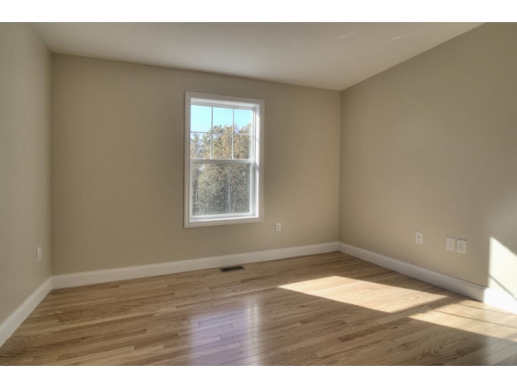 220 Villager Road, Unit 220 Chester, NH 03036 - Photo 22 of 36