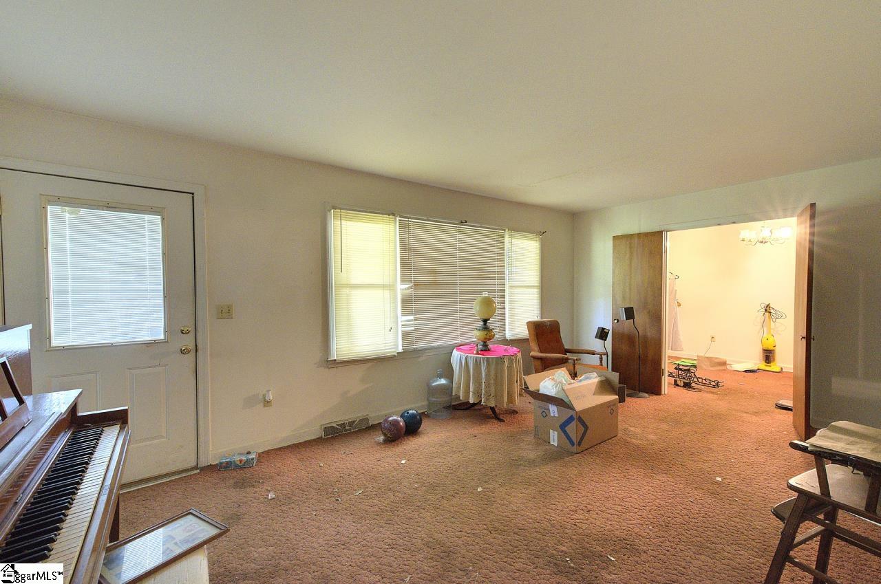 1105 East Georgia Road Simpsonville, SC 29681 - Photo 21 of 41