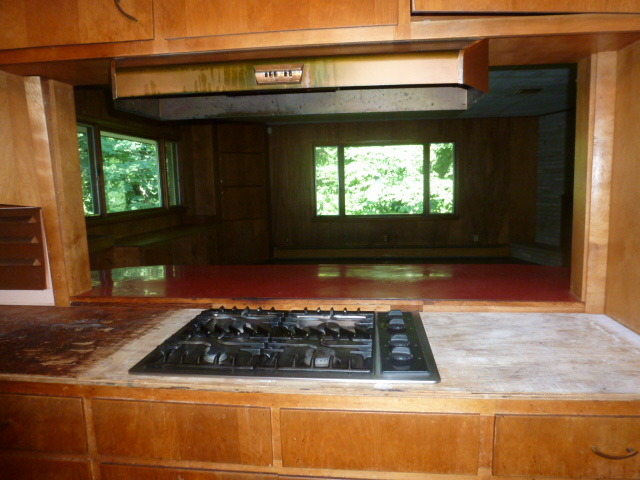 19659 West Manhattan Road Elwood, IL 60421 - Photo 14 of 25 a kitchen with an oven and cabinets