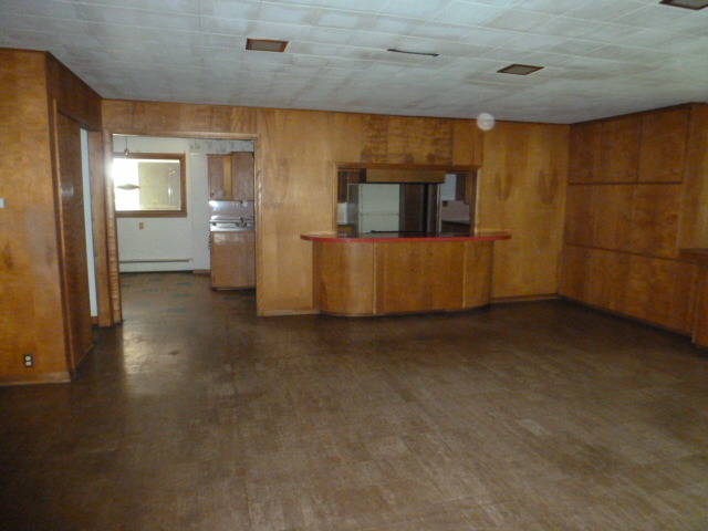 19659 West Manhattan Road Elwood, IL 60421 - Photo 5 of 25 a view of a kitchen with a sink