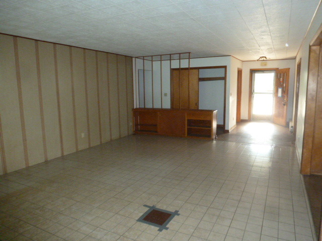 19659 West Manhattan Road Elwood, IL 60421 - Photo 10 of 25 a view of workspace with furniture and window
