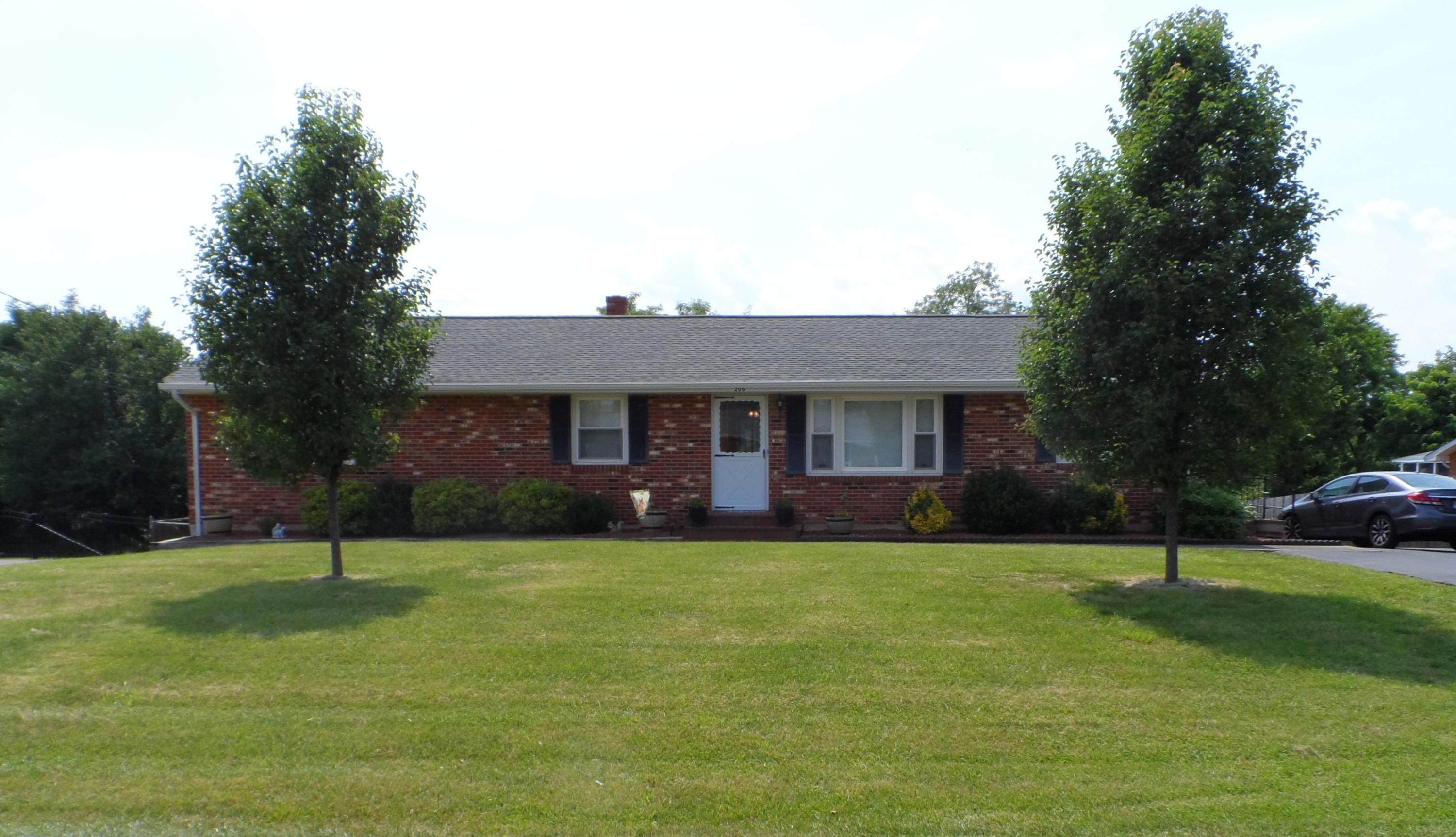 206 Old Brook Road Vinton, VA 24179 - Photo 1 of 24 Front