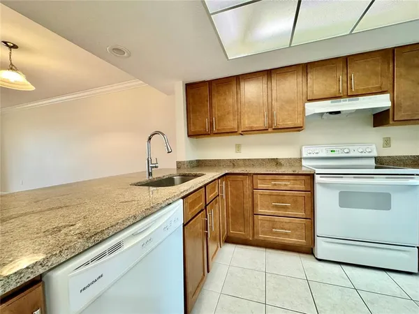 $2,100 | 4620 Bay Boulevard, Unit 1116, Port Richey, FL 34668