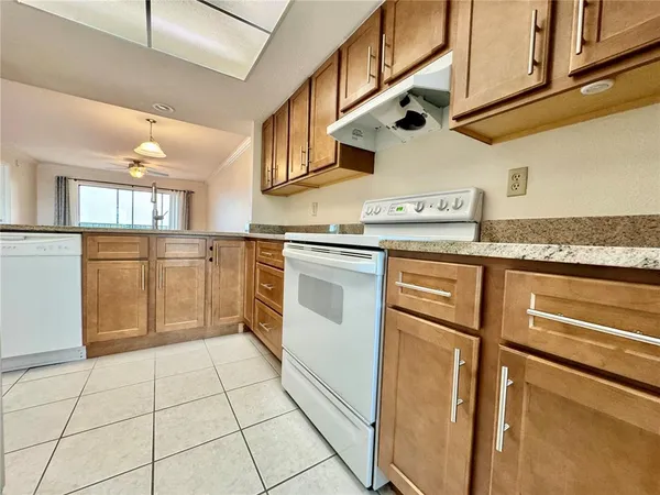 $2,100 | 4620 Bay Boulevard, Unit 1116, Port Richey, FL 34668