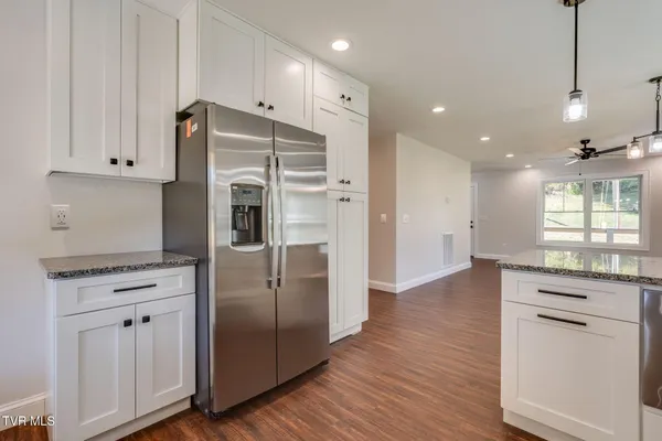 $354,000 | 389 Hampton Street, Mountain City, TN 37683