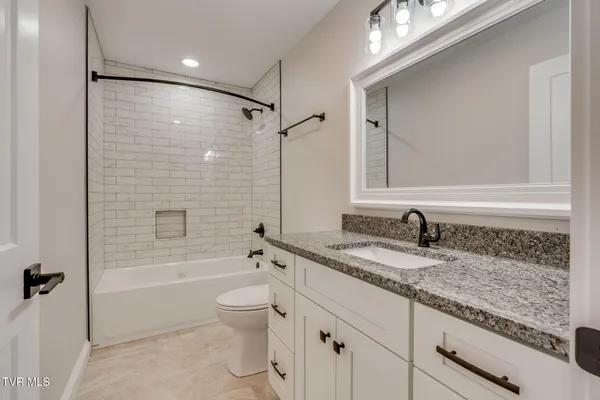 $354,000 | 389 Hampton Street, Mountain City, TN 37683