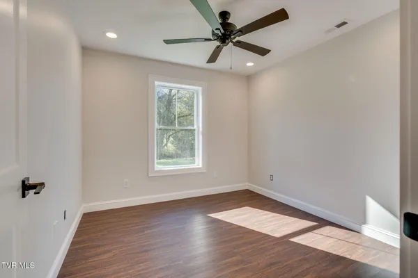 $354,000 | 389 Hampton Street, Mountain City, TN 37683