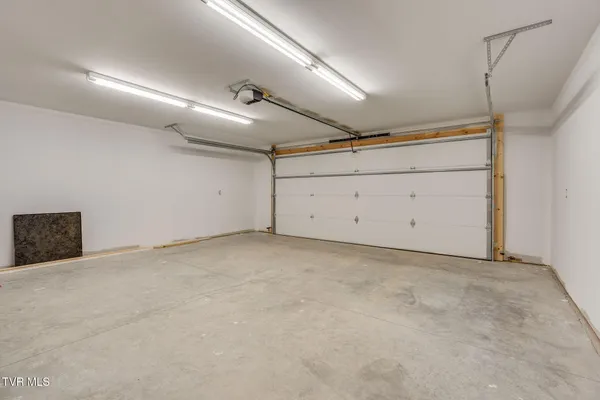 $354,000 | 389 Hampton Street, Mountain City, TN 37683