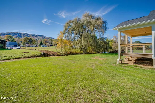 $354,000 | 389 Hampton Street, Mountain City, TN 37683