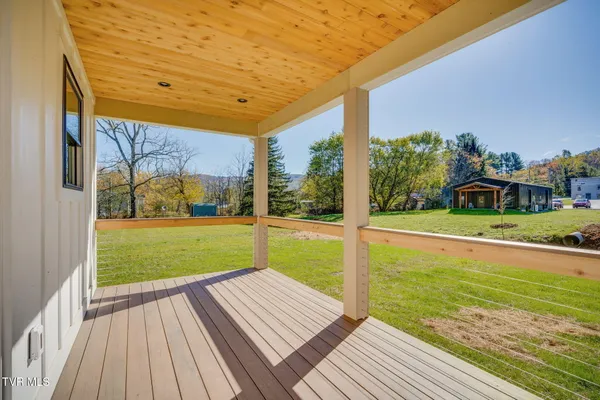 $354,000 | 389 Hampton Street, Mountain City, TN 37683