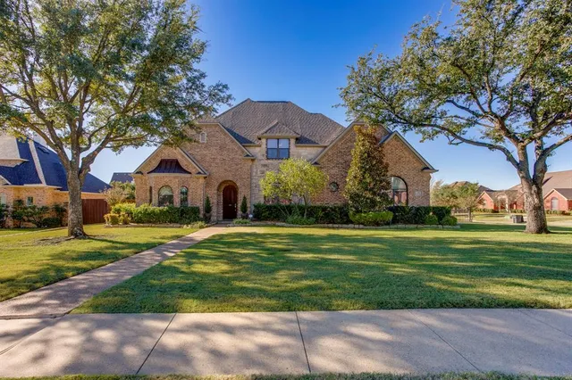 $750,000 | 416 Stone Canyon Drive, Sunnyvale, TX 75182