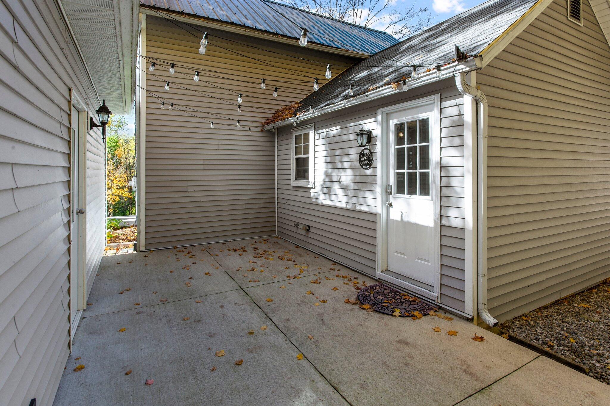 3694 Horseshoe Road Delaware, OH 43015 - Photo 24 of 26 Outdoor Entertainment Area