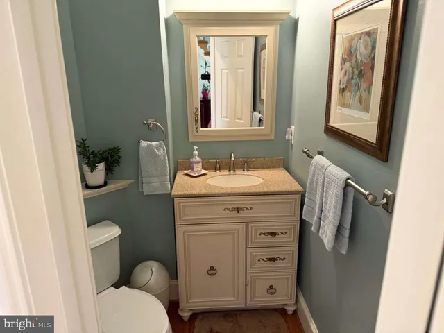 $899,000 | 448 Spring Hollow Drive, Middletown, DE 19709